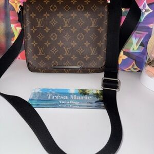 SOLD-Louis Vuitton Macassar PM